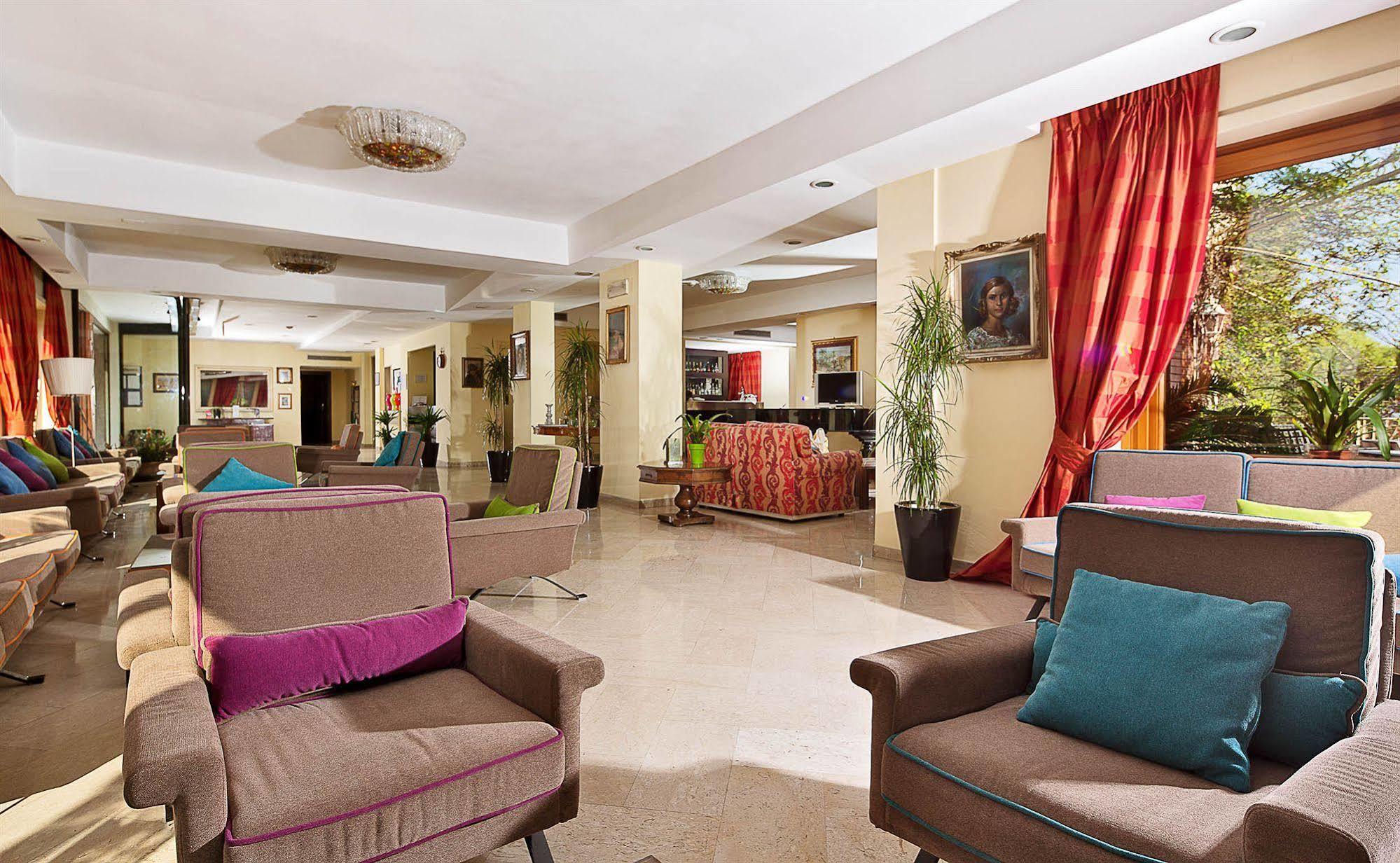 Hotel Tirrenia Sorrento Eksteriør billede