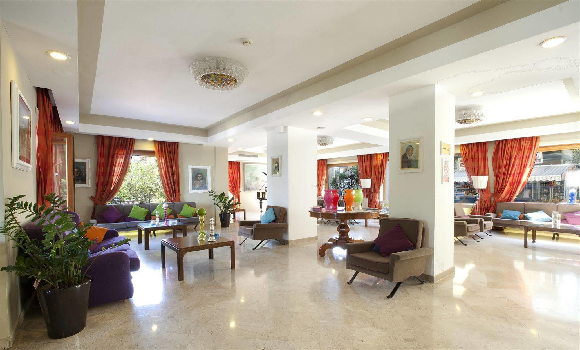 Hotel Tirrenia Sorrento Eksteriør billede